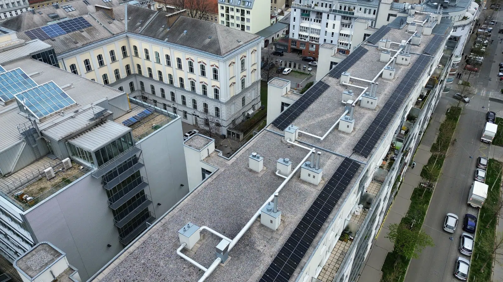 PV-Anlage auf Wohnbauanlage als Vergleichsprojekt für Linz